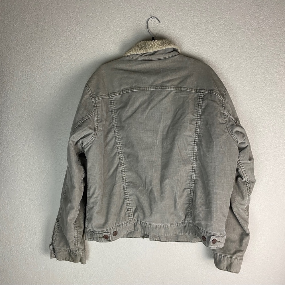 Levis Corduroy Sherpa Jacket Size Medium - Picture 5 of 8